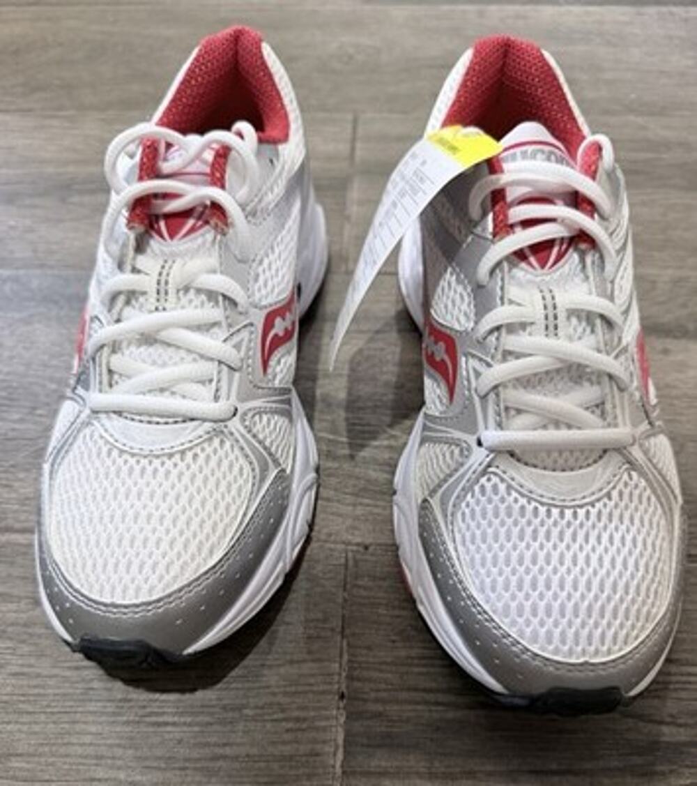 Saucony ride millennium White And Vizi Red Catalog Sample Size 7 Women Brand New